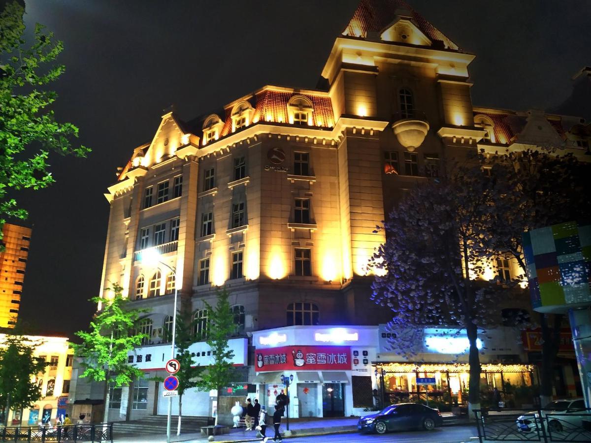 Qingdao Hua Qi Kaiserdom Hotel Exterior photo